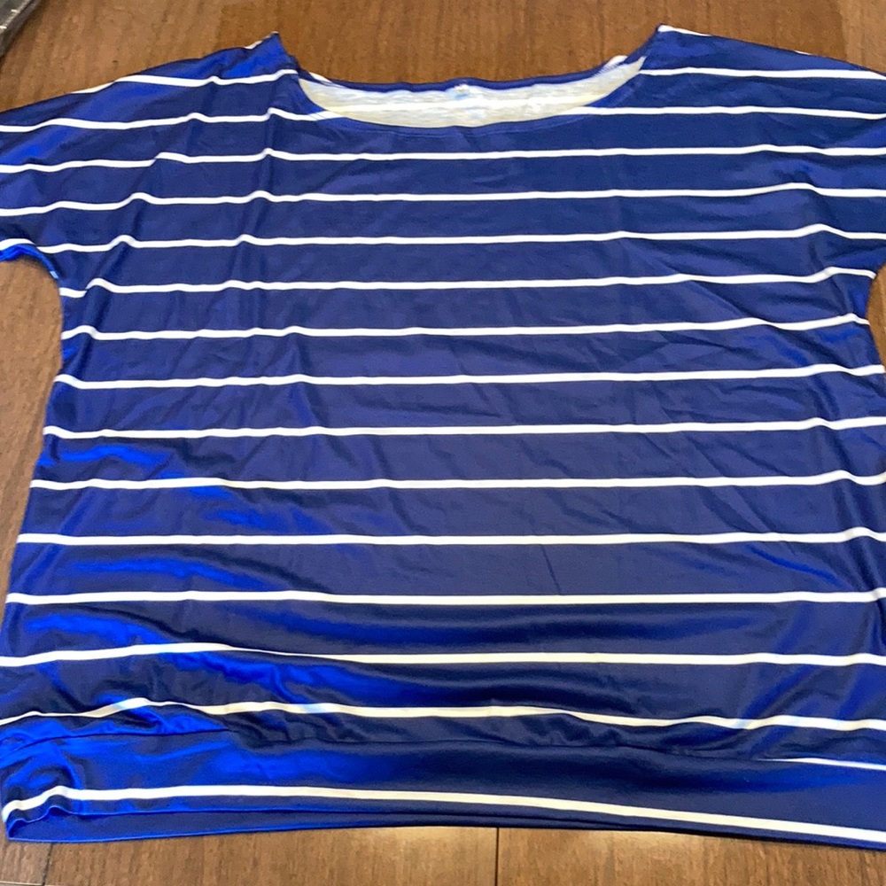 Brand new, never worn top!  New!